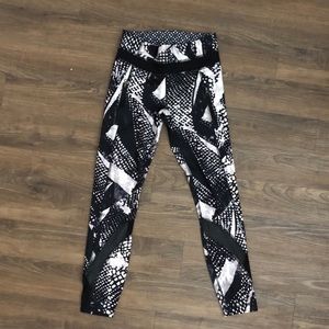 Lululemon Inspire Tight II (mesh)